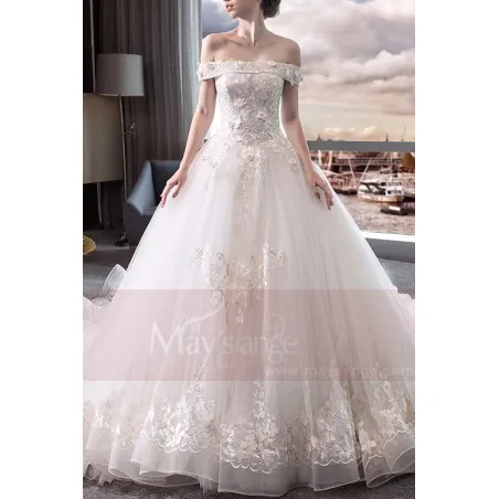 magnifique robe de mariage blanche bustier en dentelle brodée